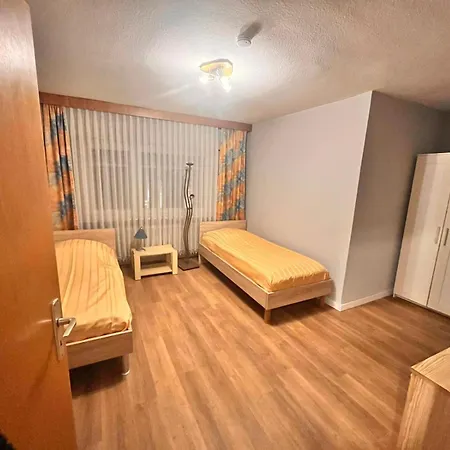 Filimena - Monteur Pensionat Gründau