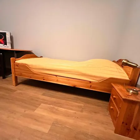 Filimena - Monteur Pensionat Gründau