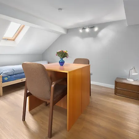 Filimena - Monteur ゲストハウス Gründau