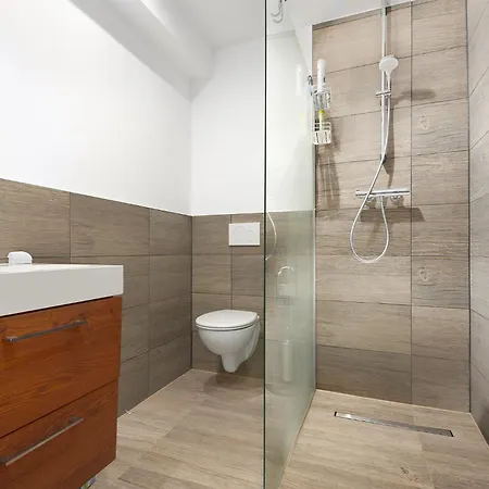 Pensionat Filimena - Monteur *